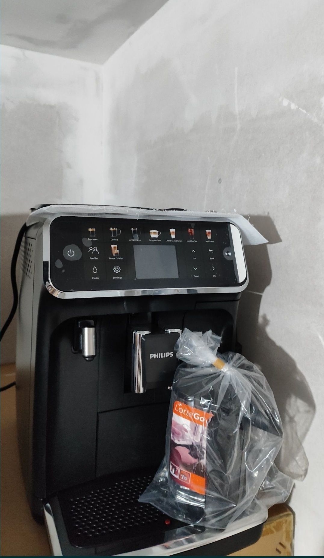 Espressor automat Philips Seria 5500 IceCoffe