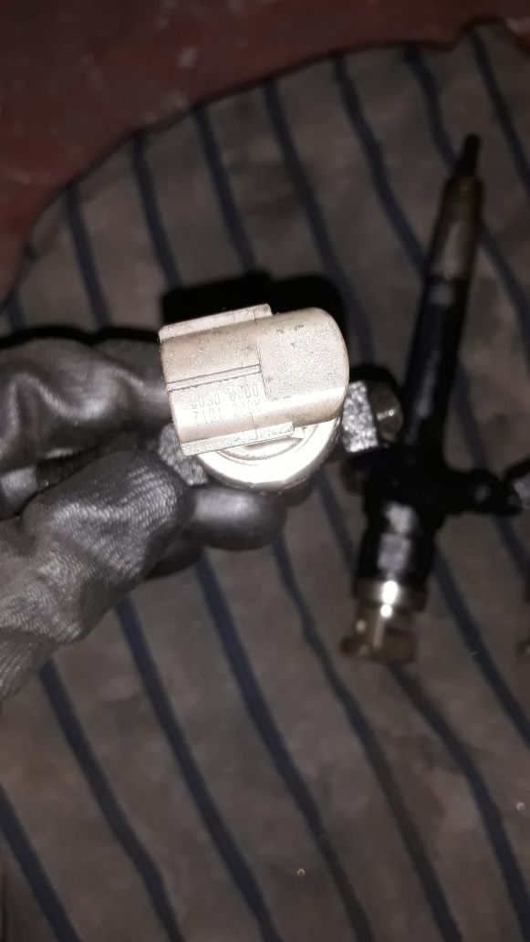 Injectoare mazda 6