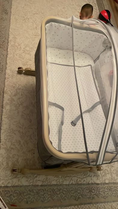 Манеж для новорожденных