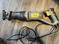 Fierăstrău tip sabie FXA 800W