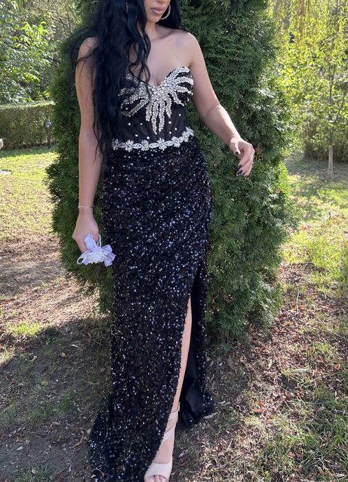 Дълга Черна Рокля с камъни