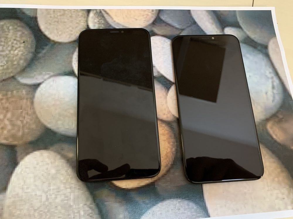 Display original iphone xs NOU Cu touchscreen si rama