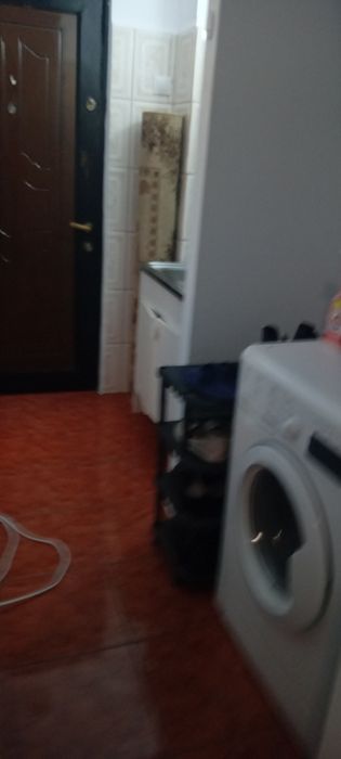 Închiriez camera camin lapus