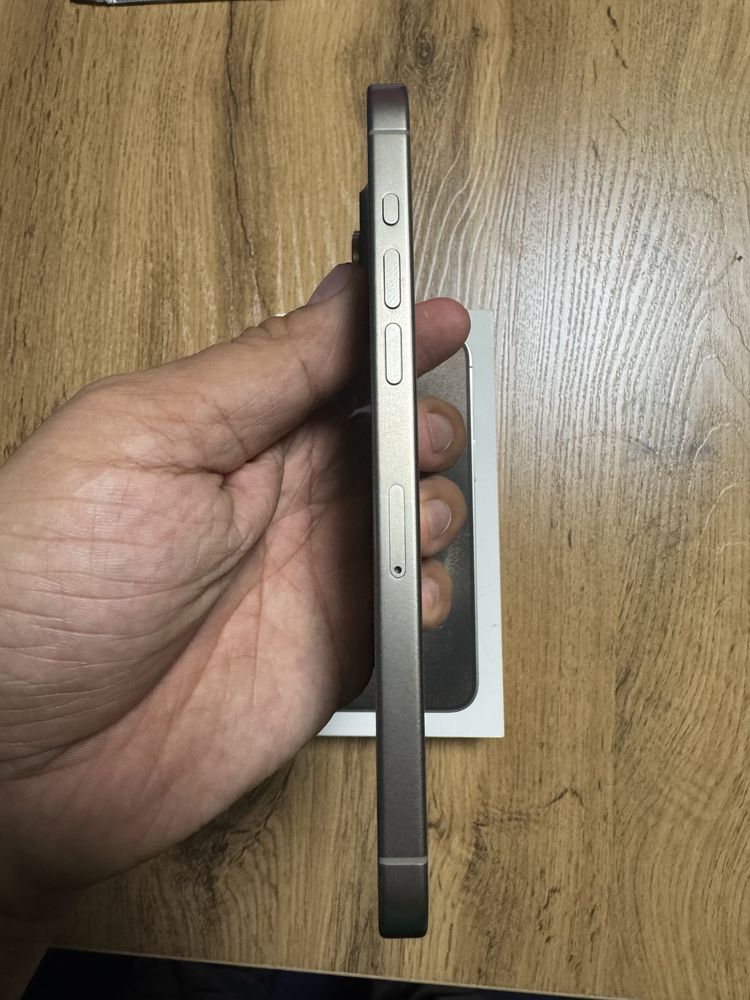 Iphone 15 pro max 512 natural Sim+eSim