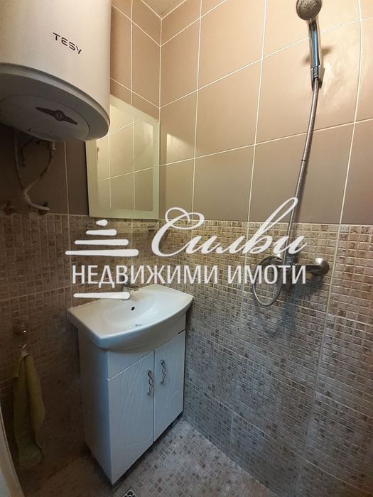 Дава се под наем Офис в Шумен, Център - 30 кв.м за 306 € - Снимка #4