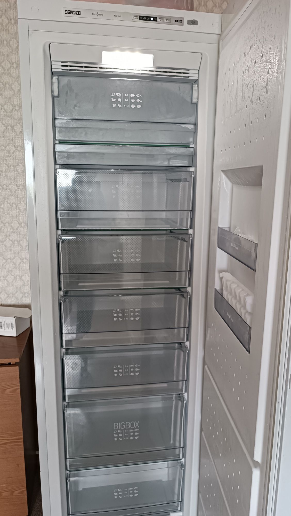 Продам морозильную камеру