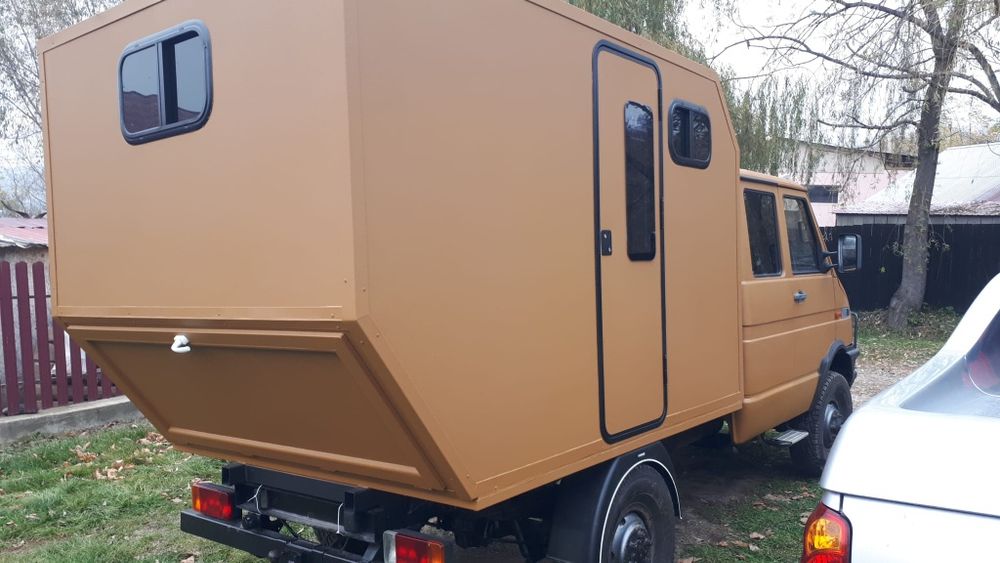 Confectionez structuri remorci