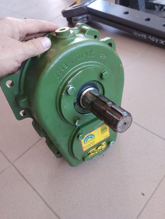 Reductor multiplicator 1/3,25