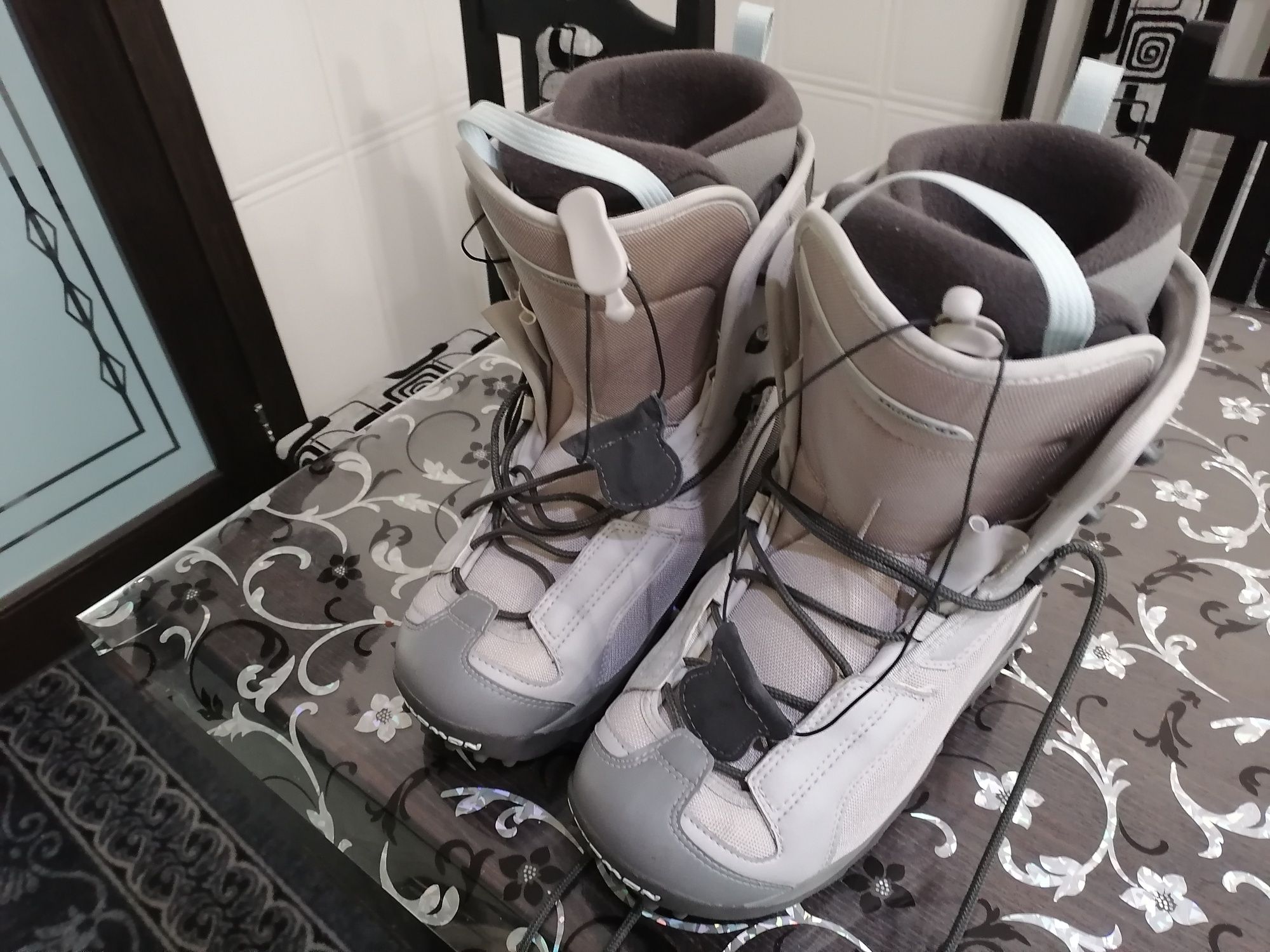 *Boots Snowbord Solomon 26,5-(42)*