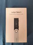 Крипто портфейл Ledger Nano S