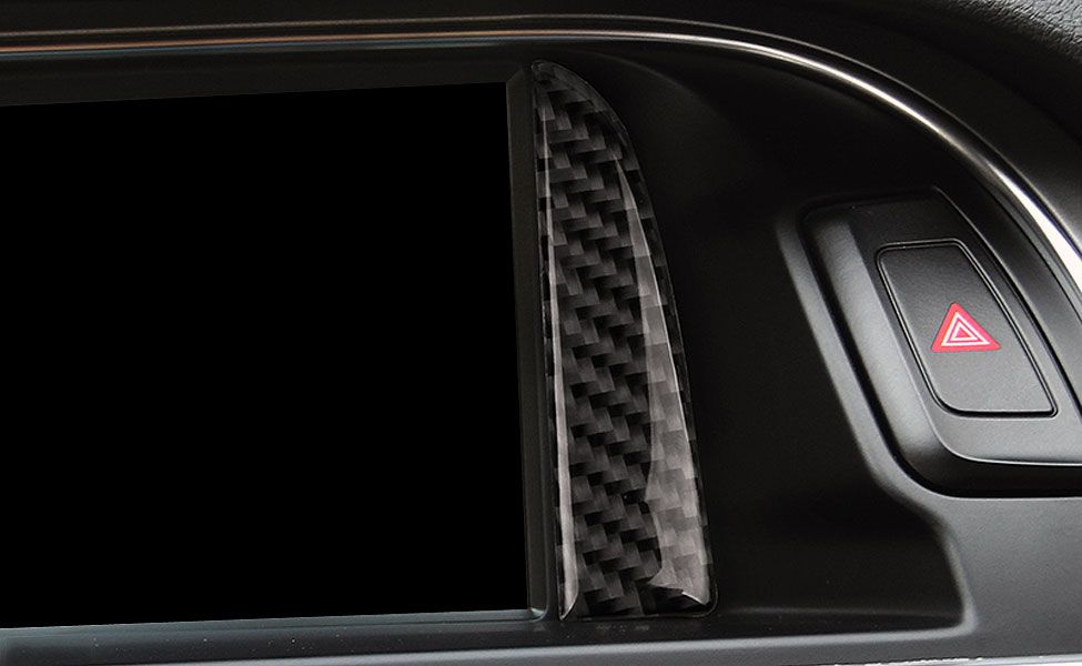 Ornament fibra carbon rama interioara ecran 7" bord - Audi A4 (B8), A5