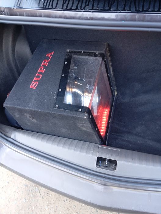 Сабвуфер активный