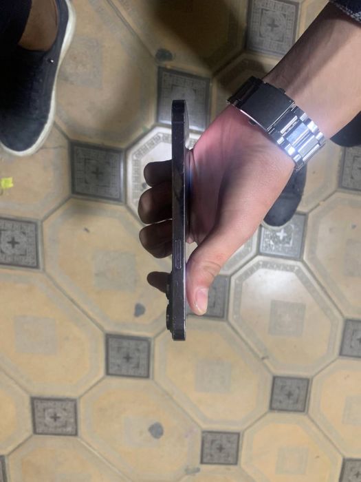 Iphone 14 pro sotlad