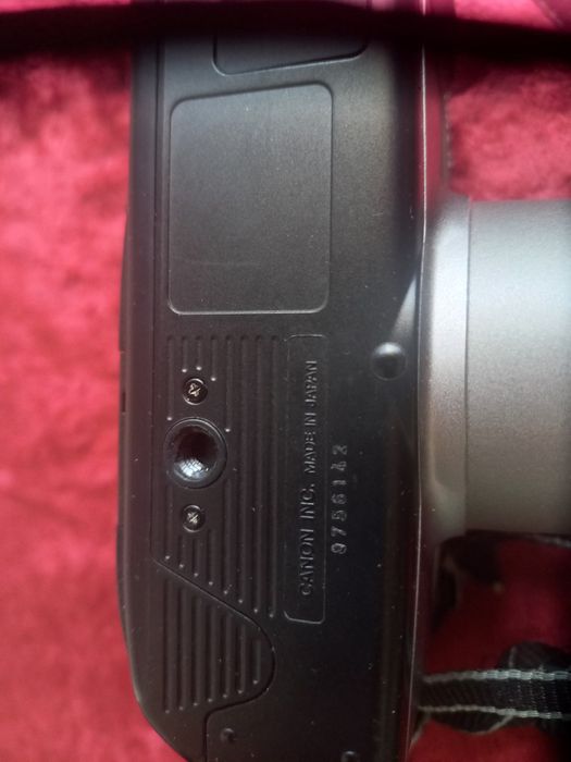 Продаю фотоаппарат Canon.