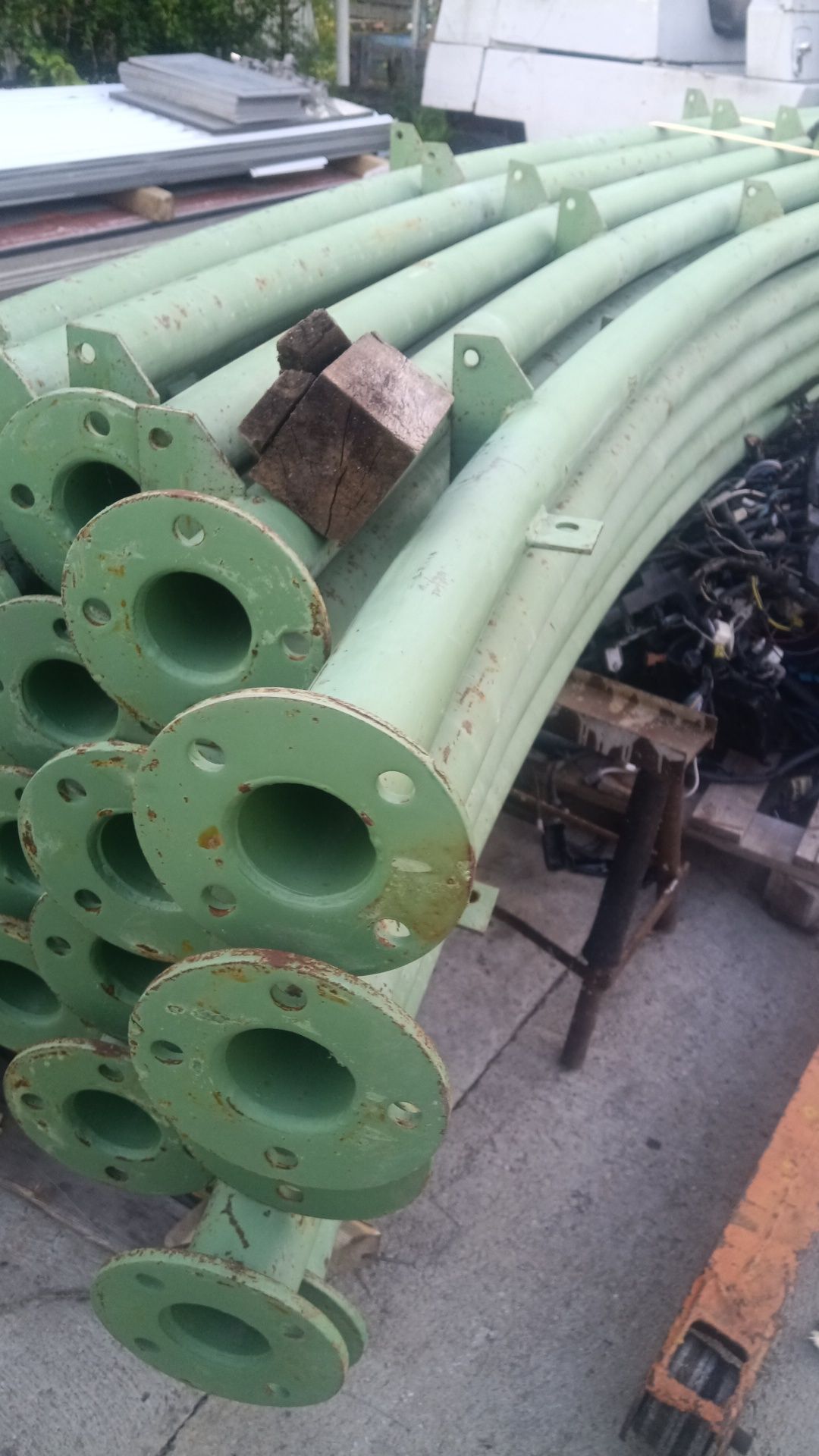 Hala autoportanta metalica semicirculară alba 11m x 27,5m,h 5,5, 300mp