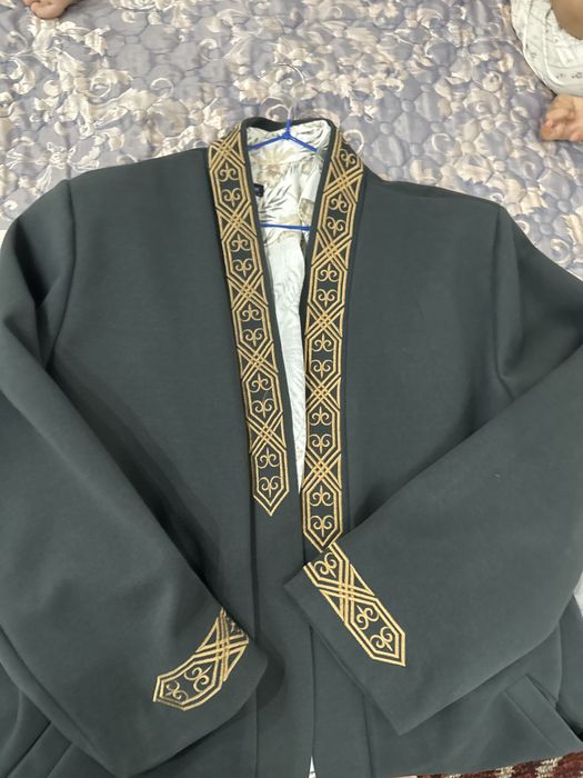 Продам шапан новый классный