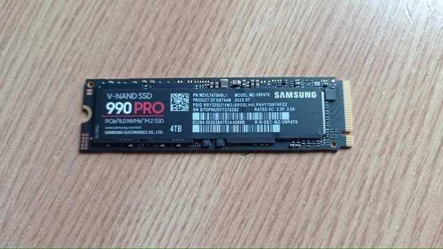 Samsung 990 Pro 4TB NVMe M.2 PCIe 4.0 SSD