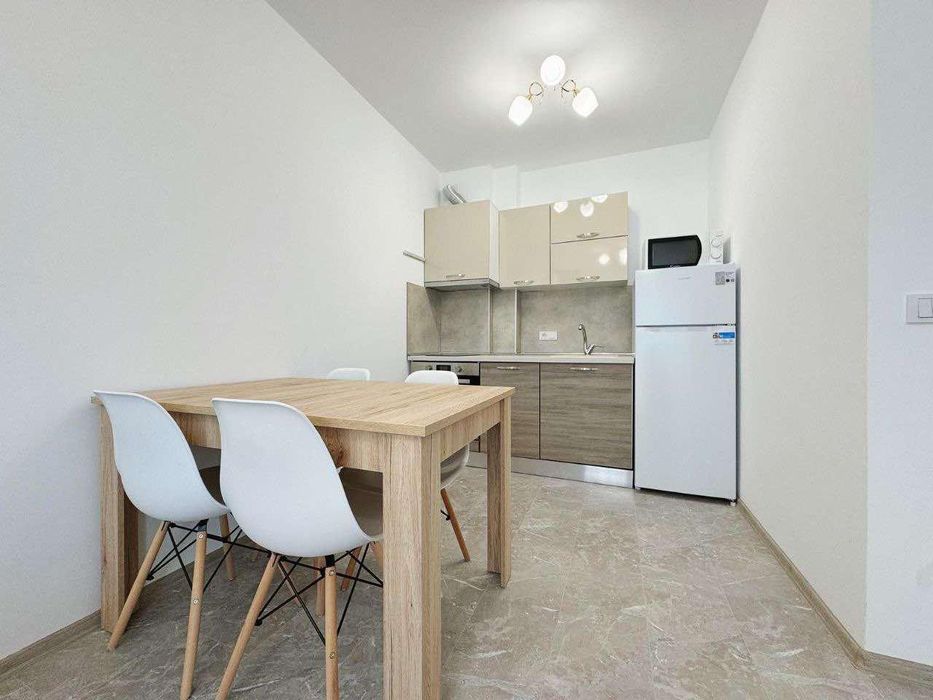 Дава се под наем Двустаен апартамент в Варна, Победа - 70 кв.м за 700 € - Снимка #1