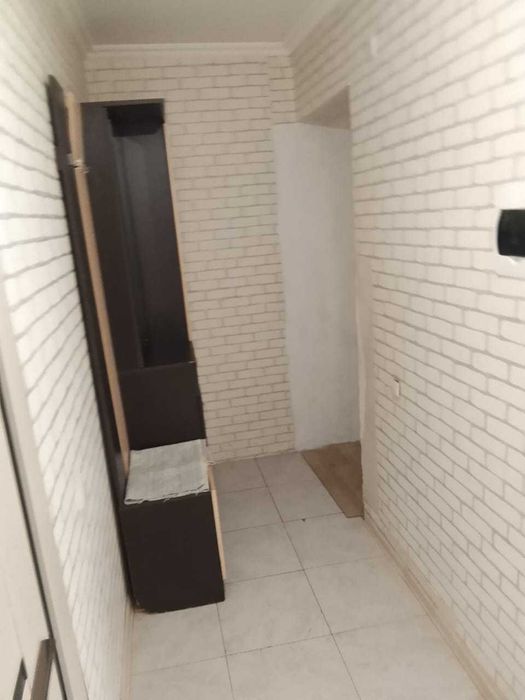 Сдаётся 1-комнатная кв., помесячно, г. Караганда, 17. мкрн., 41 д.