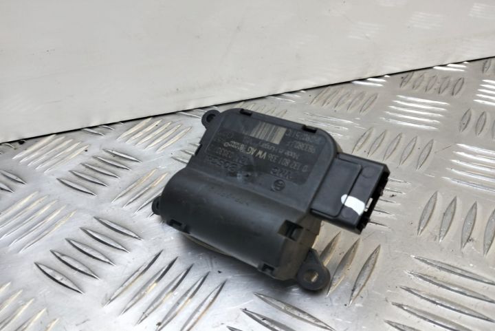 Motoras aeroterma  0132801336 Volkswagen VW Golf a 5-a generatie