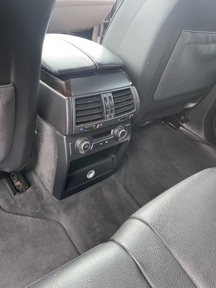 BMW X5 4.8i/2008г/4х4