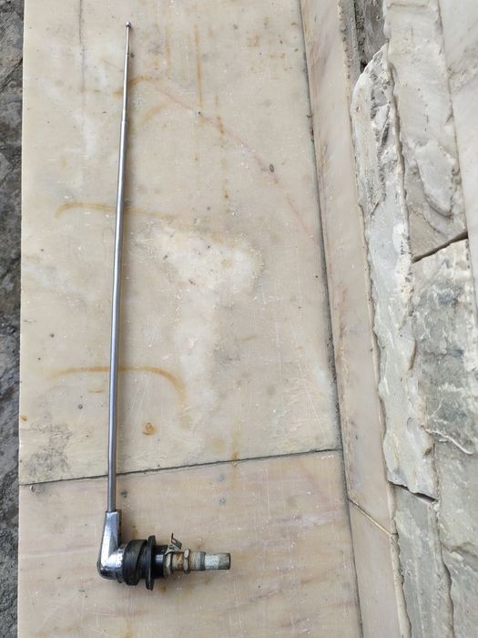 Продаю антенна для Волга газ 21