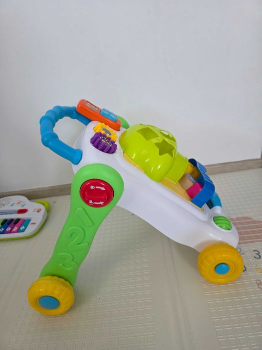 Antemergator cu panou de activitati