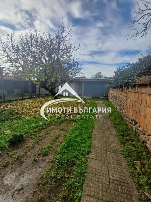 Продава се Етаж от къща в Карлово - 93 кв.м за 1807 €/кв.м - Снимка #11