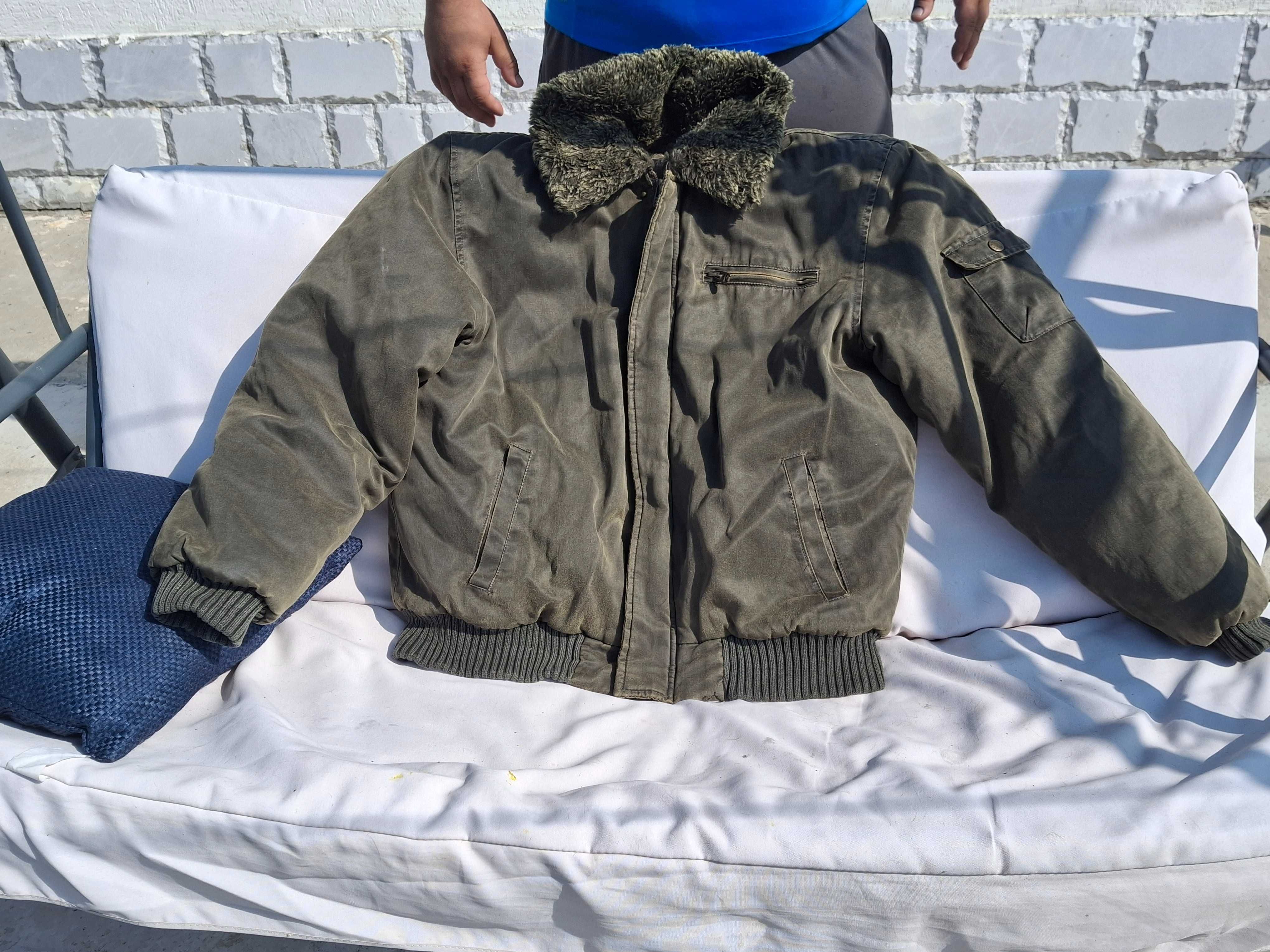 Продавам 8 броя зимни якета