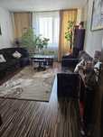 Apartament cu 3 camere Blocul Turn si garaj