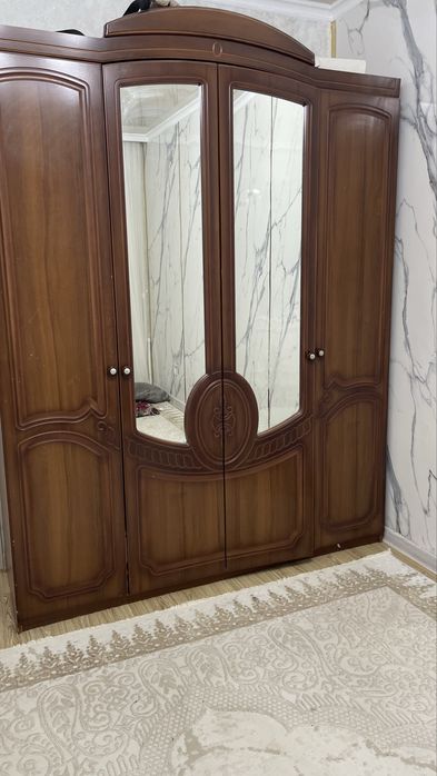 Шкаф и прихожный