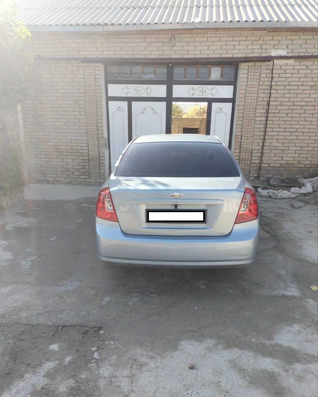 Lasetti 1.8 3 pozitsya luk