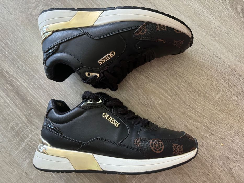 Оригинални маратонки Guess 35 номер