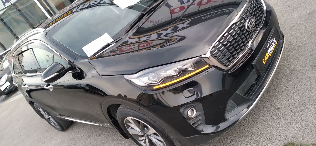 машина Kia Sorenta