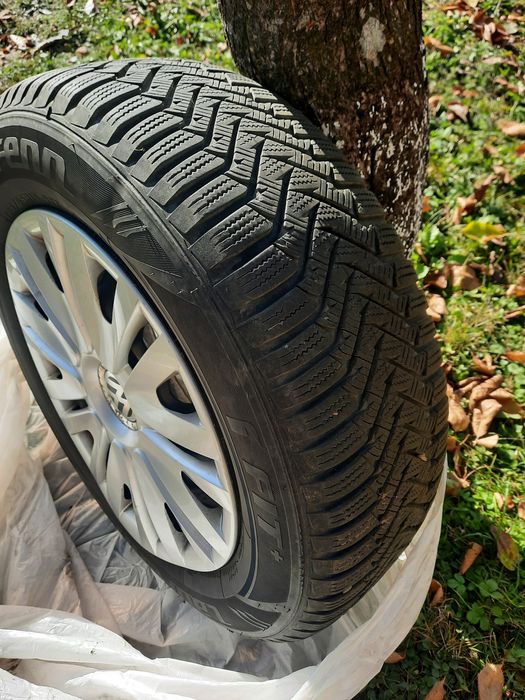 Set roti iarna VW Golf Jetta 195 / 65 R15