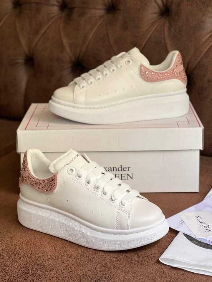 Дамски обувки кецове Alexander McQueen маратонки