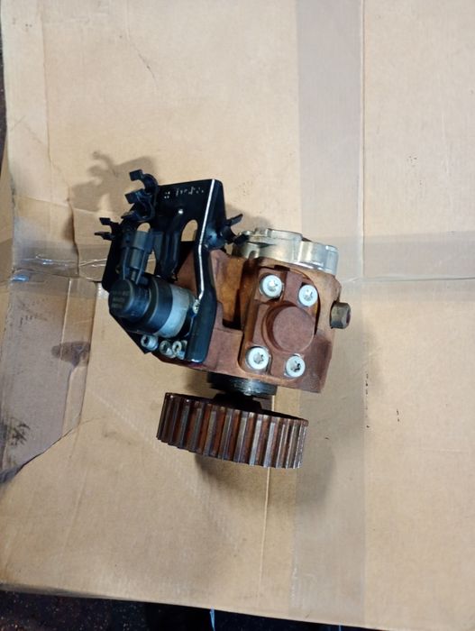Pompa inalte pompa injectie ford focus 2 1.6tdci Peugeot 308 1.6hdi