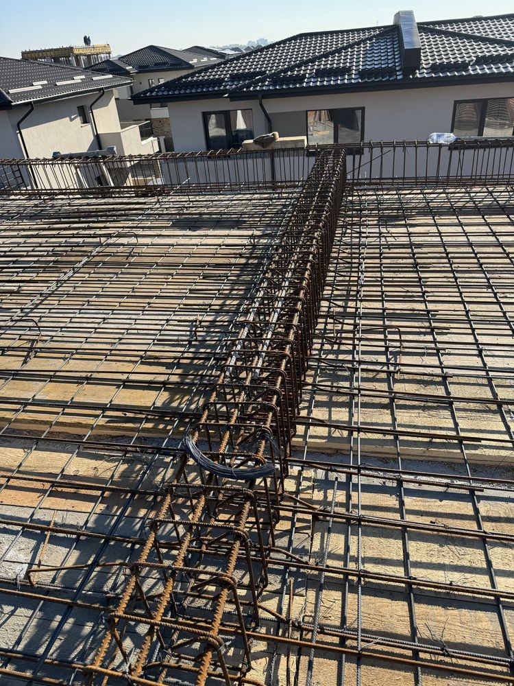 OFERTA - Casa la rosu + teren 440 mp Ciprian Porumbescu otopeni