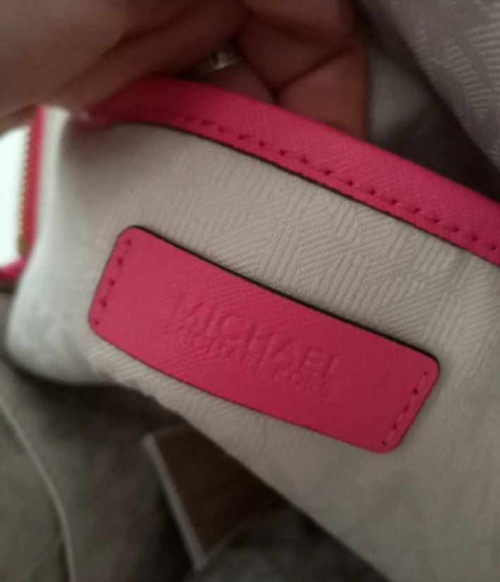 Ghiozdan Michael Kors nou cu eticheta