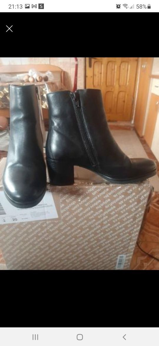 Botine de piele naturală