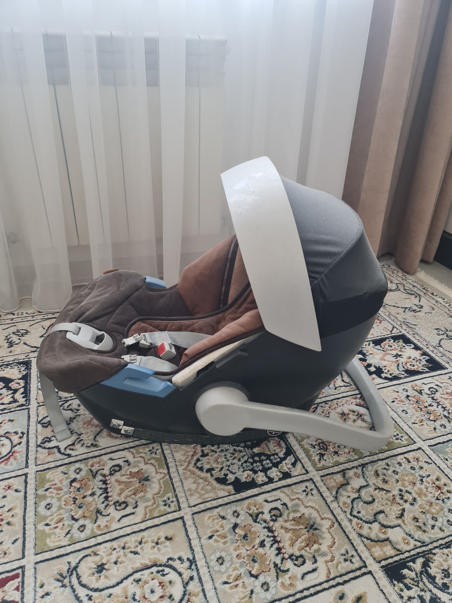 Автокресло Cybex