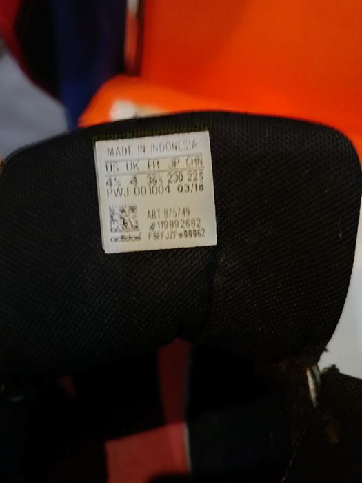 Кецове Adidas !!