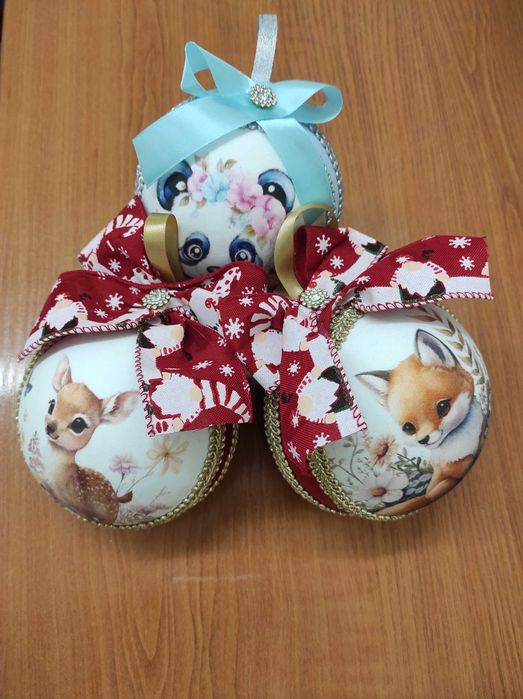 Време е да Коледни украси и сурвачки