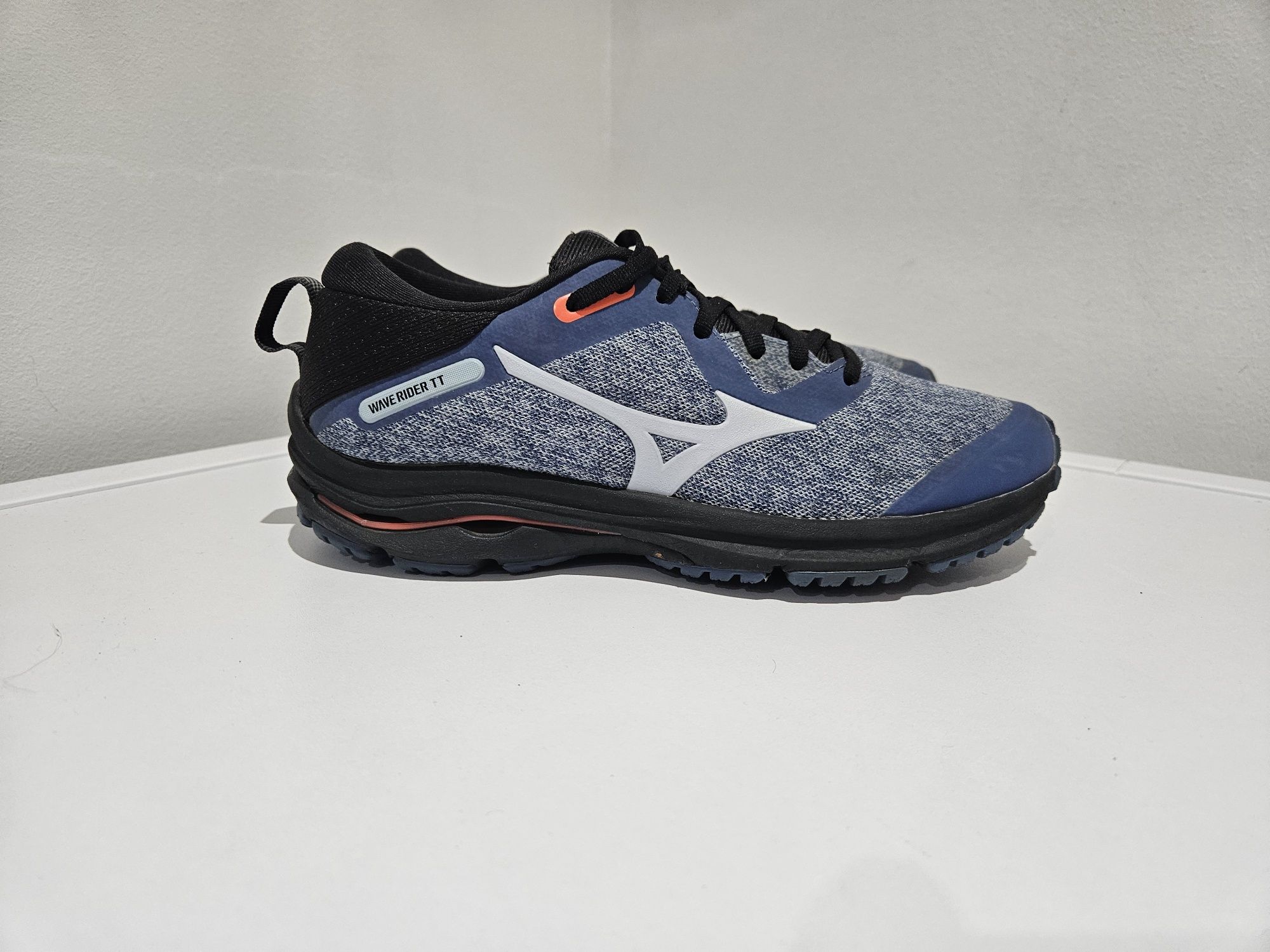 Mizuno Wave rider 3 - 38.5 номер маратонки
