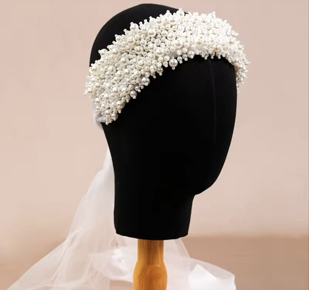 Accesoriu cu perle dezgatit