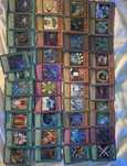 Yu-Gi-Oh карти.