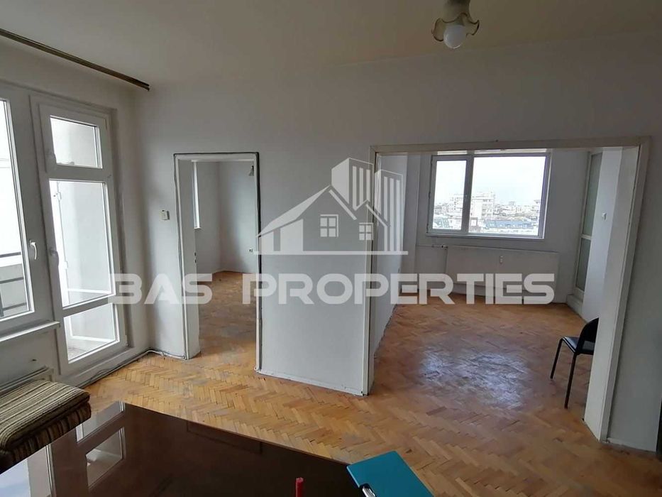 Продава се Двустаен апартамент в София, Център - 89 кв.м за 2956 €/кв.м - Снимка #1