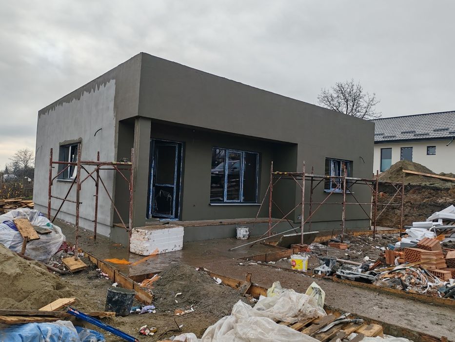 Casa mediteraneana în Dorobanț, materiale premium