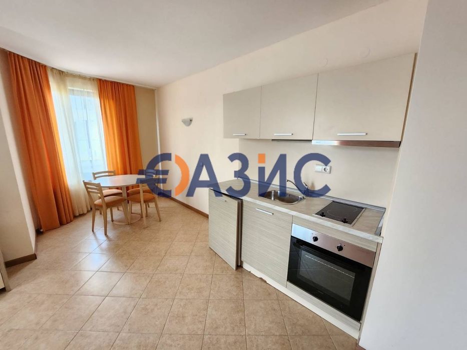 Продава се Двустаен апартамент в к.к. Слънчев бряг - 55 кв.м за 1271 €/кв.м - Снимка #11