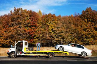 Tractări Auto Profesionale cu Platformă și 4x4 în Județul Constanța